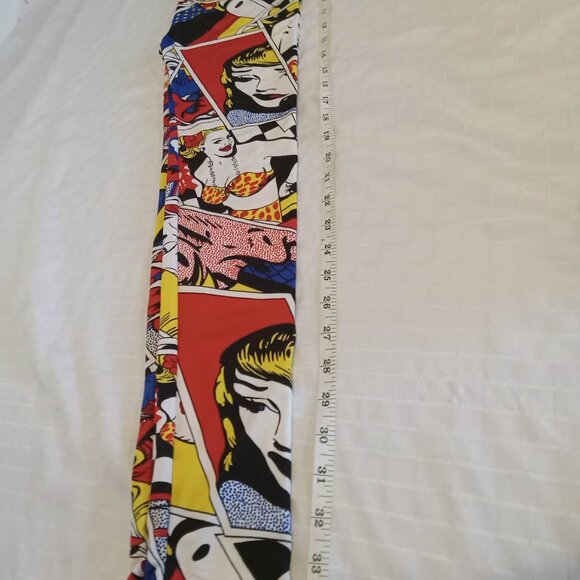 Stretchy cartoon design legging Small spandex & polyester - Picture 2 of 6